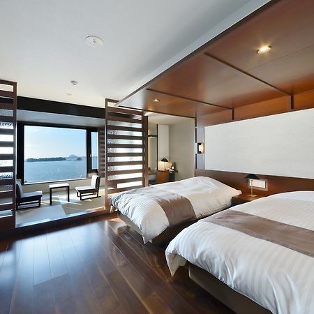 Uminoyasuragi Hotel Ryugu Kami Amakusa Экстерьер фото