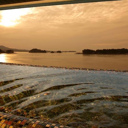 Uminoyasuragi Hotel Ryugu Kami Amakusa Экстерьер фото